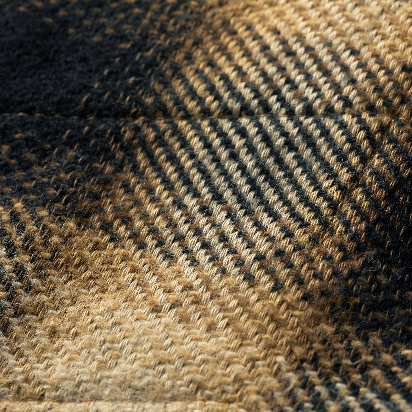 HIKARI QUILTED FLANNEL